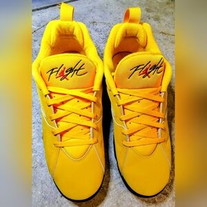 Jordan MVP 92 "Taxi/University Red/Black/White" Men's Shoe